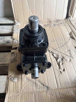 Редуктор угловой АМАЗ 101-3426010