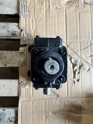 Редуктор угловой АМАЗ 101-3426010